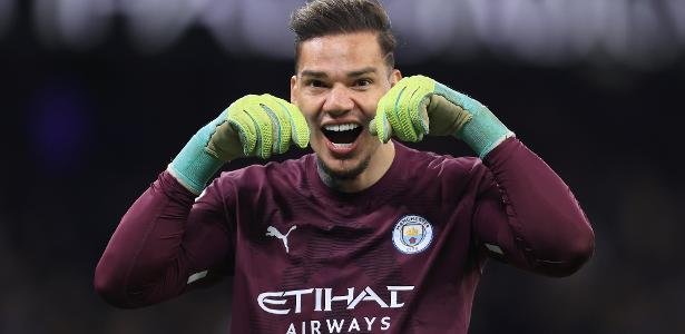 Ederson Brilha Novamente: O Goleiro Brasileiro que Está Dominando as Notícias